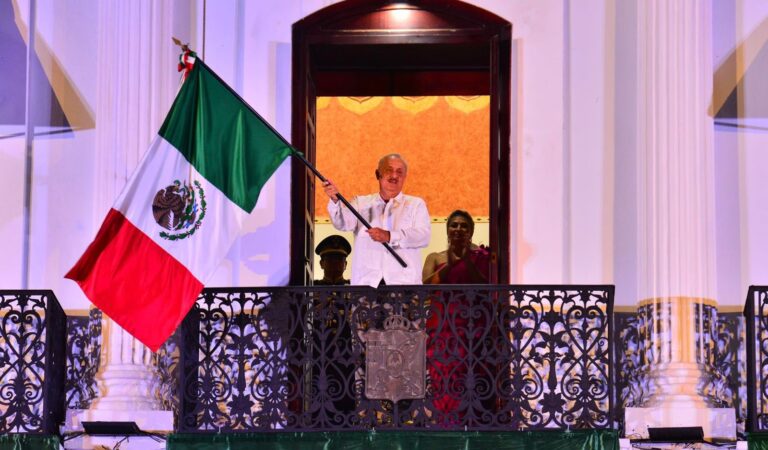 Tabasco recuerda a los héroes de la Independencia