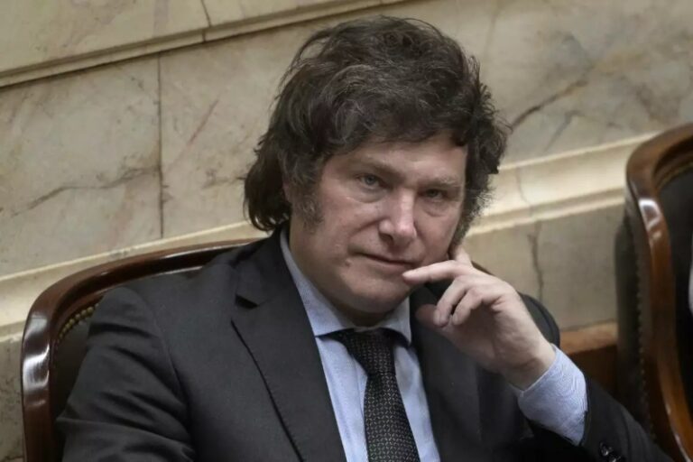 Fiscalía de Venezuela solicita a la Interpol alerta roja contra Javier Milei