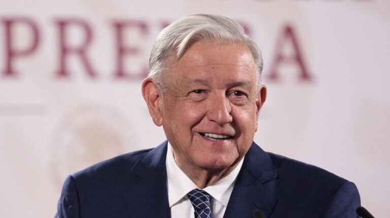 Fuerzas Armadas mantienen presencia en Sinaloa para garantizar seguridad a la población: AMLO