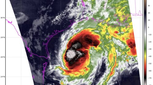 ‘Francine‘ continúa como huracán de categoría 1