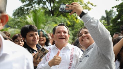 'Huacho' Díaz anuncia cinco nuevas universidades para Yucatán