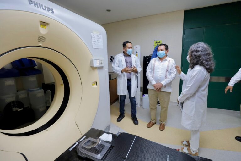 ‘Huacho’ Díaz supervisa el Hospital General Agustín O’Horán