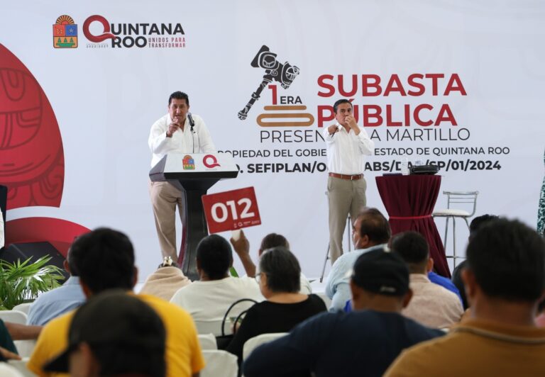 Realizan primera subasta pública de vehículos propiedad del Gobierno del Estado
