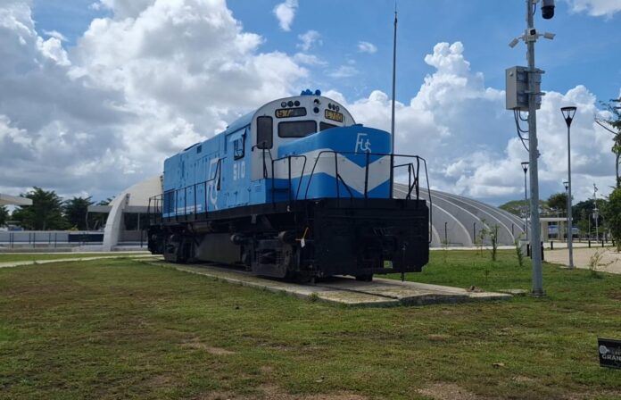 Día del Ferrocarrilero: realizan homenaje a veteranos del riel en Yucatán