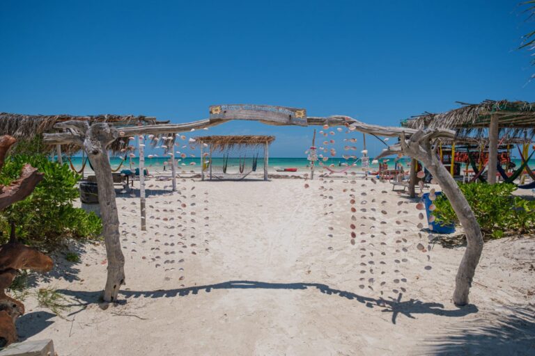 Holbox: la Mejor Isla de Norteamérica en los Readers Choice Awards 2024