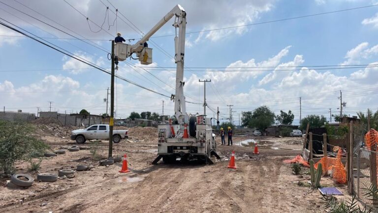 Informan SENER y CFE obras de electrificación para comunidades indígenas