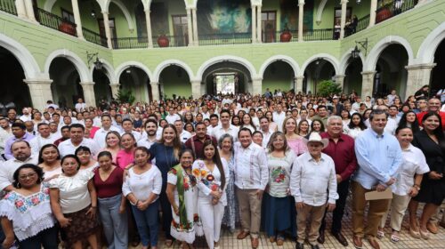 ‘Huacho’ Díaz anuncia tres nuevos programas de financiamiento para mujeres de Yucatán