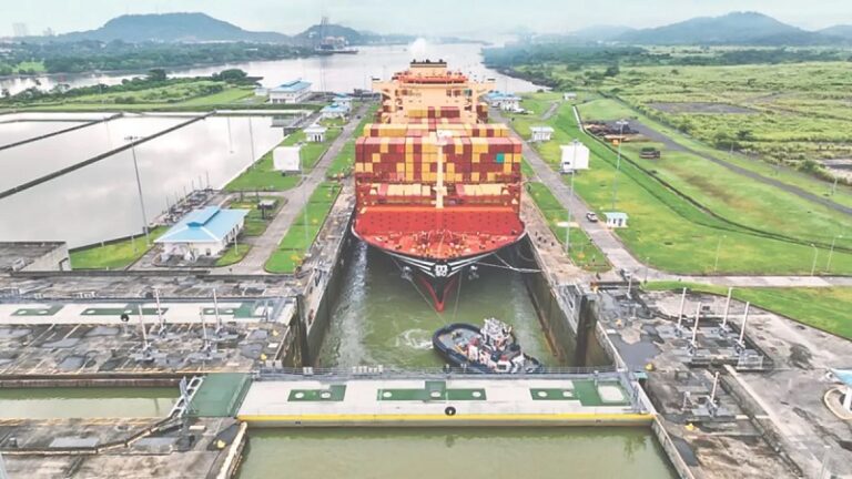 Panamá rechaza ceder el Canal a Estados Unidos