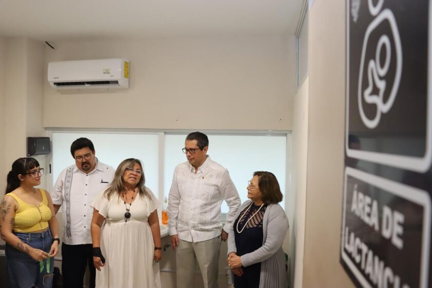 Inauguran 'Sala de Lactancia' en la Facultad de Química de la UADY