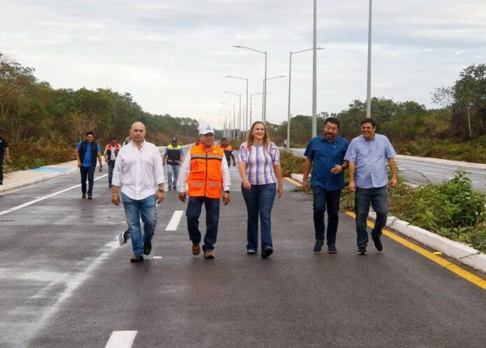 Cecilia Patrón entrega nueva avenida en Mérida