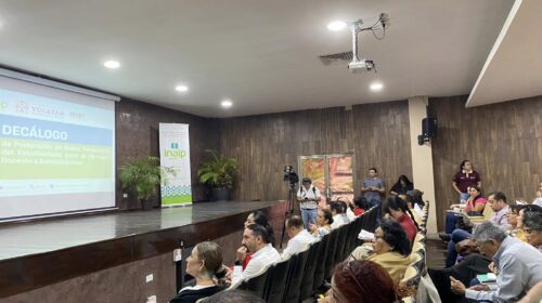 Fomentan la protección de datos personales de estudiantes en Yucatán