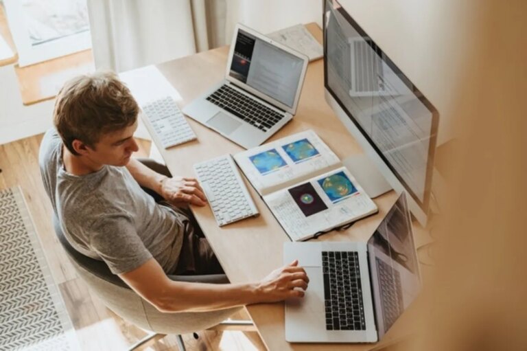Lo que viene para la comunicación en 2025: AMPRP