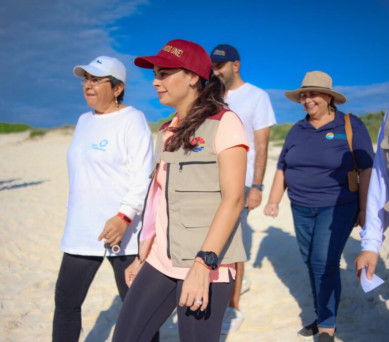 Conserva Ana Paty Peralta playas públicas limpias en Cancún