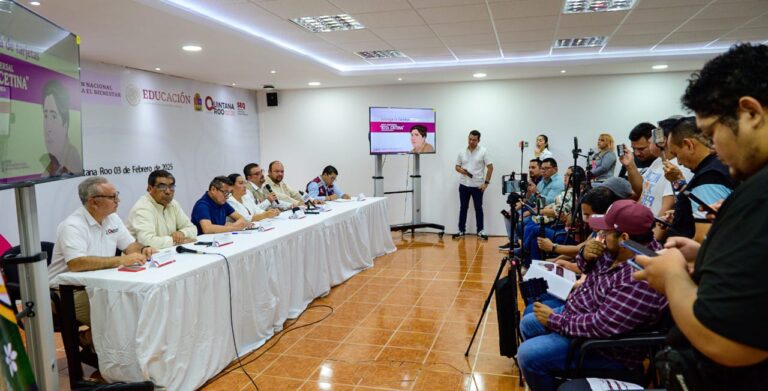 Iniciará la entrega de tarjetas para la Beca “Rita Cetina” en QRoo