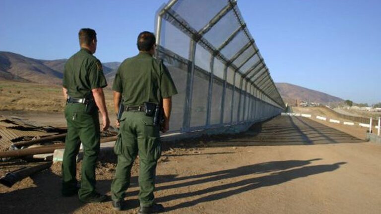 Hemos cerrado completamente la frontera a la migración: Embajada de Estados Unidos en México