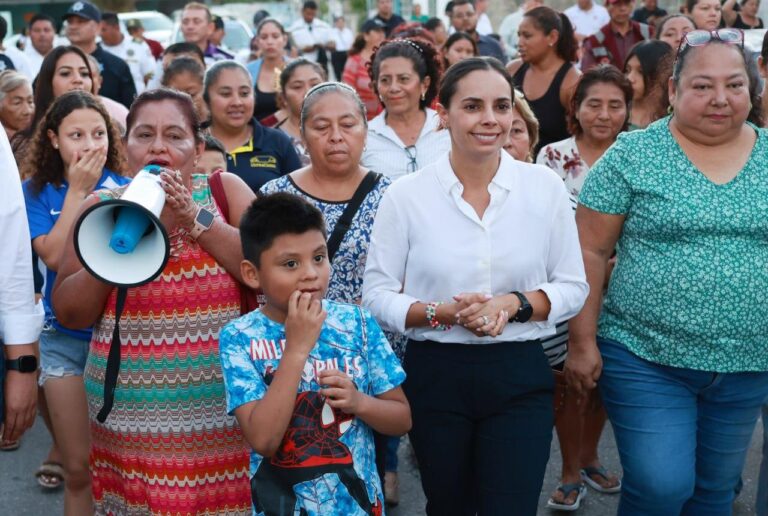 Unidos construiremos la mejor versión de Cancún: Ana P. Peralta