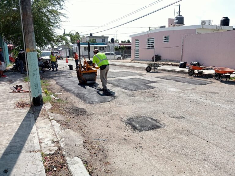 Avanza el “Programa de Bacheo” en Chetumal