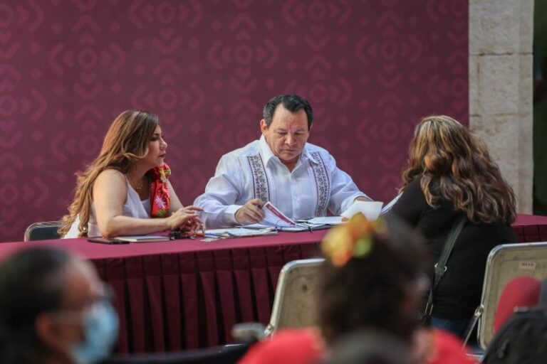 Díaz Mena encabeza Audiencias con el Pueblo