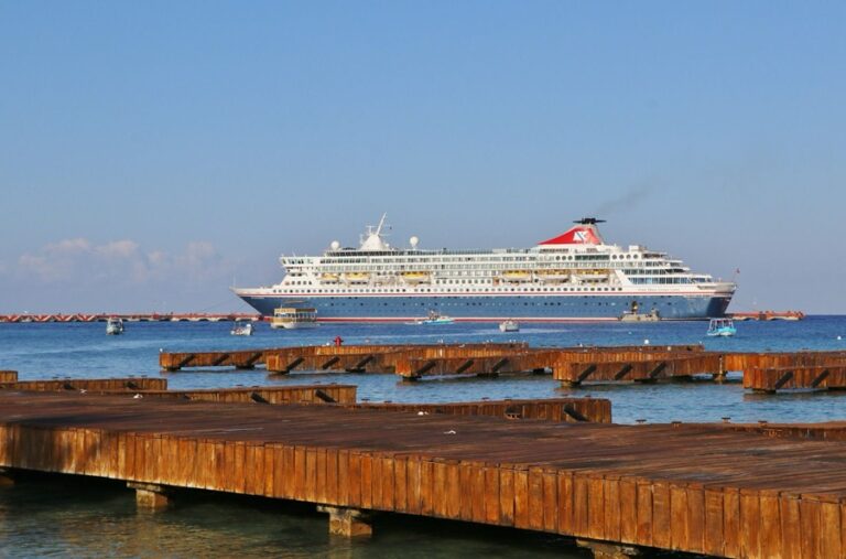 Histórico crucero ‘MS Balmoral’ regresa a Cozumel tras ocho años
