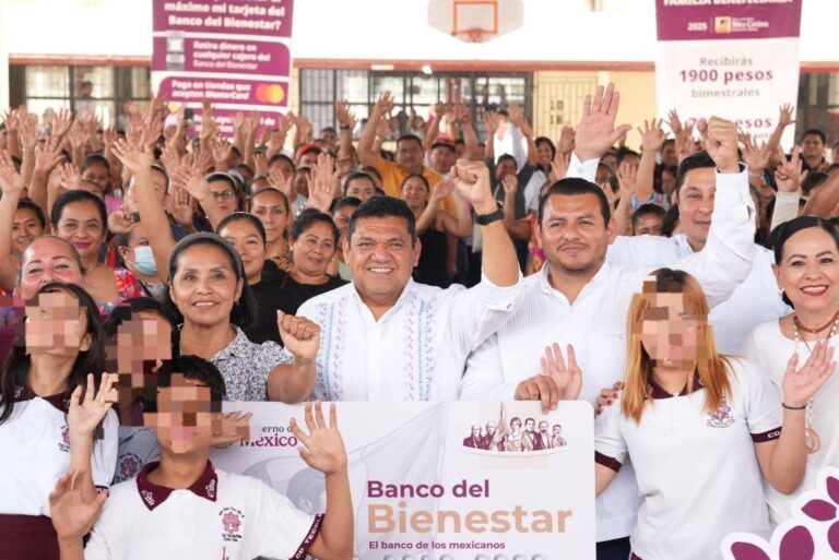 Inicia entrega de tarjetas de la Beca ‘Rita Cetina’ en Tabasco