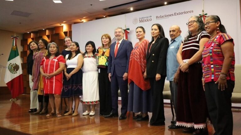 Realiza Cancillería campaña de protección a migrantes en lenguas indígenas