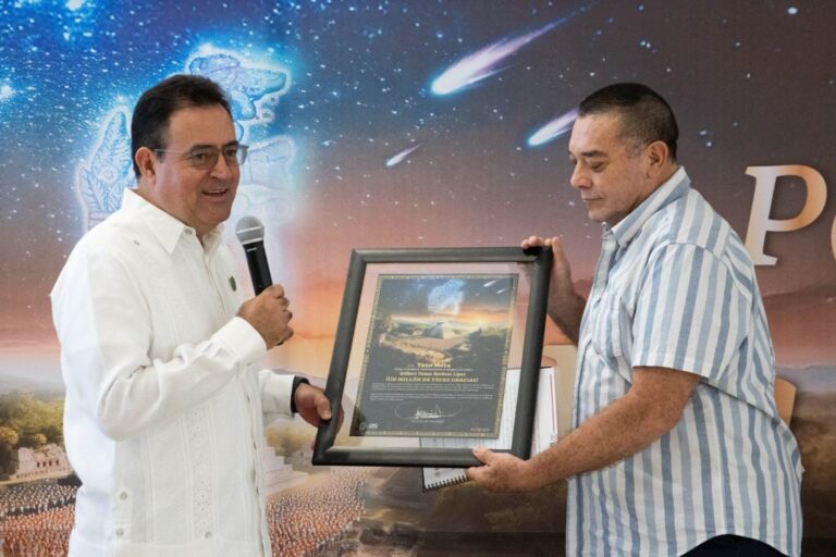 Celebra el Tren Maya a su pasajero 1 millón