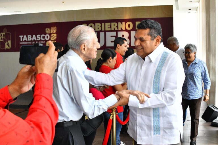 Programas estatales mejoran la vida de más de 23 mil tabasqueños: Javier May