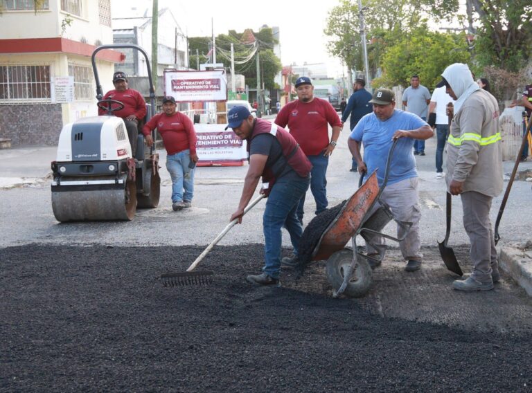 Refuerzan mantenimiento vial en Cancún con tecnología