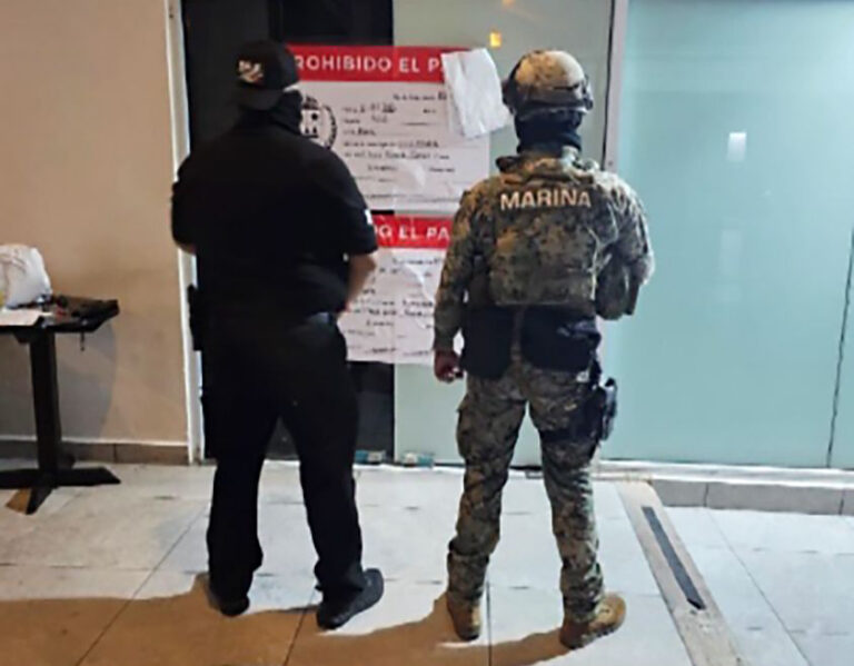 Rescatan a 16 mujeres víctimas de trata en bar de Quintana Roo