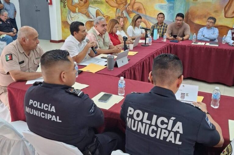 Realiza Protección Civil Mesa de Trabajo previa a la temporada de lluvias y ciclones tropicales 2025