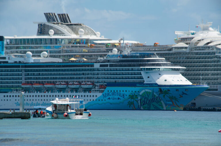 Llegarán 16 cruceros a Cozumel a finales de mayo 2025