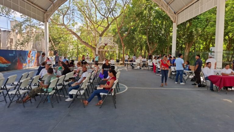 Puerto Aventuras cierra con éxito la 5ª Feria Municipal de Empleo