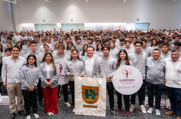 Abanderan a delegación que representarán a Yucatán en la Olimpiada Nacional 2025