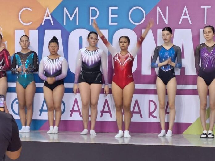 Carolina Carrillo, orgullo campechano en Gimnasia de Trampolín