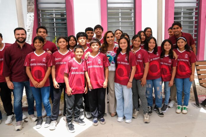 primera pista de atletismo