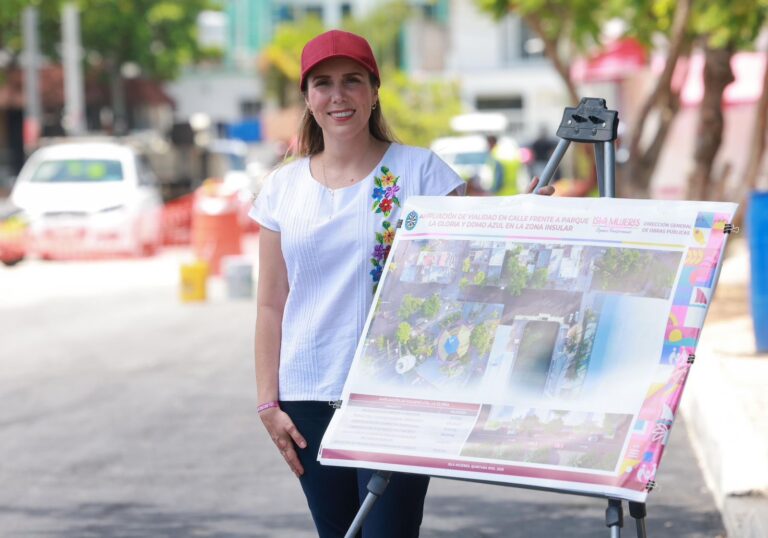 Supervisan avance de obra vial en la Calle Candelero en Isla Mujeres