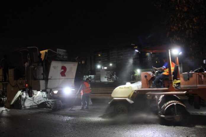 Continuarán las labores nocturnas en el Periférico de Mérida