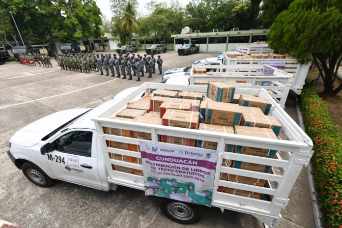 Distribuyen de 3.2 millones de libros de texto gratuitos en Tabasco