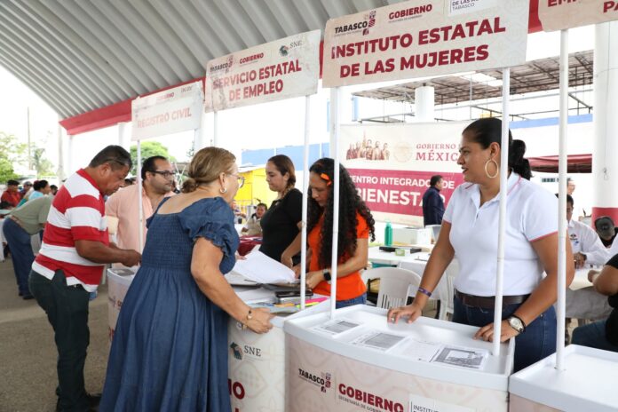 Javier May al encabezar nueva jornada de atención en territorio