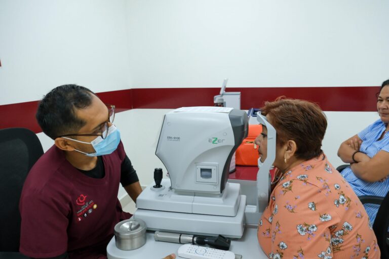 Supervisa Mara Lezama Unidad del Bienestar en Bacalar