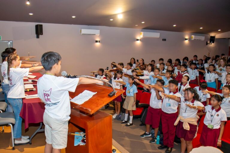 Niñas y niños impulsan conciencia ambiental en el XXXI Congreso de la FPMC en Cozumel