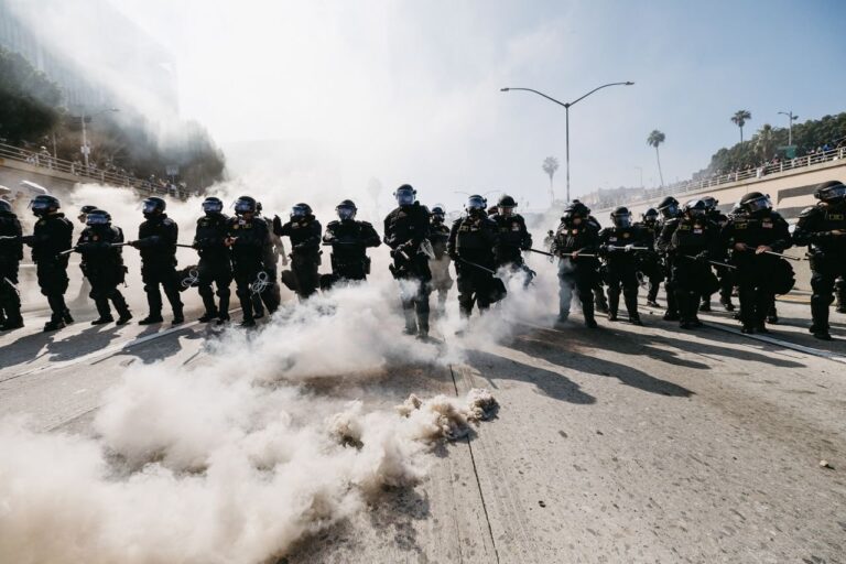 California demanda a Trump por despliegue ‘ilegal’ de Guardia Nacional