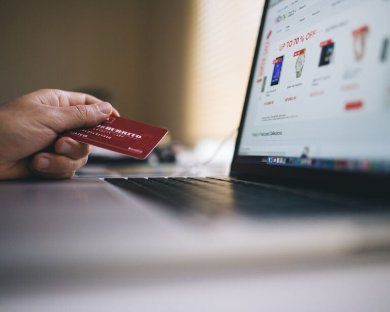 Hot Sale 2025: cinco alertas clave sobre fraude digital, con datos de Unico México