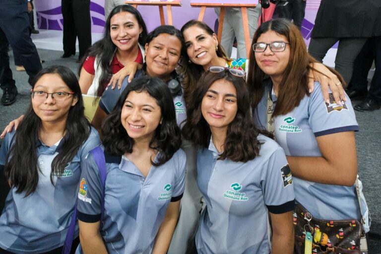 Mara Lezama impulsa formación de mujeres en ciencia y tecnología con 620 becas STEM