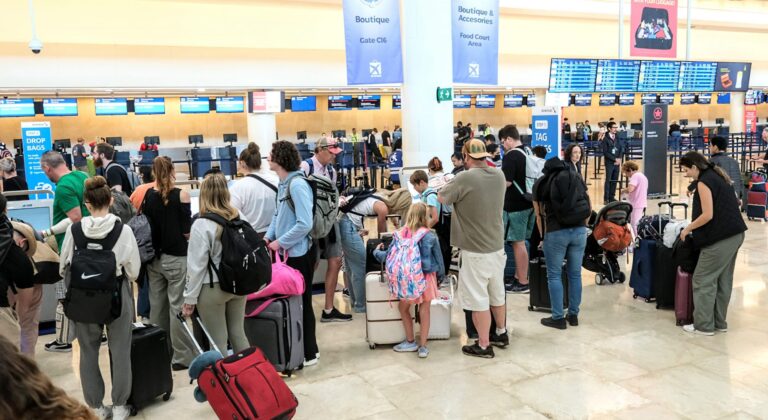 Turismo internacional en Quintana Roo rompe récords 928 mil pasajeros en 2025