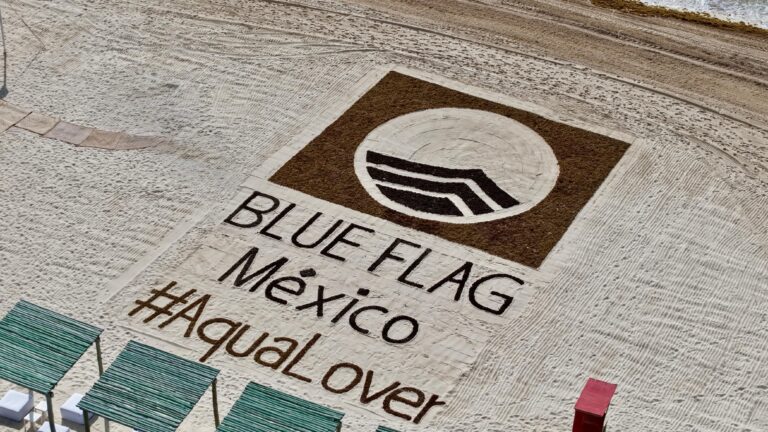 Cancún reafirma liderazgo global con 49 distintivos Blue Flag para la temporada 2025-2026