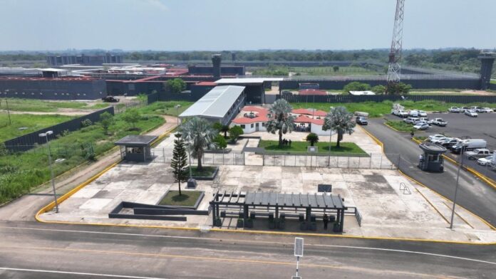 Centro Penitenciario No. 9 de Huimanguillo, con el 95% de avance
