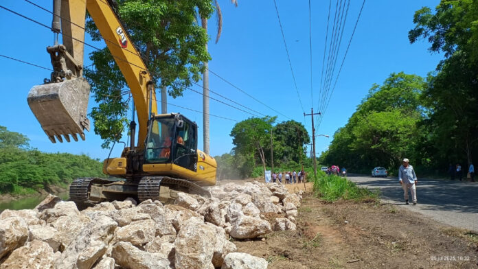 Conagua arranca obra de protección del margen del río de la Sierra en Jalapa, Tabasco