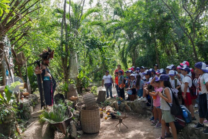 Exploradores de la Naturaleza