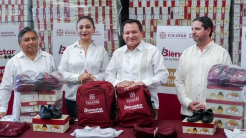 Gobierno de Yucatán inicia la entrega de útiles escolares